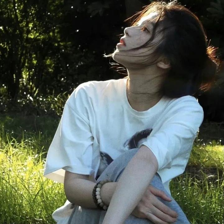 总之就是非常可爱～制服～